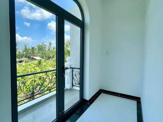 Siêu Phẩm Nhà 1trệt 1lầu Thiết Kế Châu Âu Khu Vực Đồng Bộ Vip – Ngay Trung Tâm. Giá Chỉ 2tỷ4