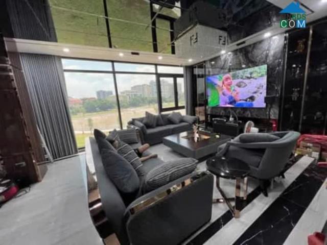 Siêu Phẩm Tòa Nhà Vip Long Biên 7 Tầng Nổi 1 Tầng Hầm Thang Máy Kinh Doanh View Hồ 62m2