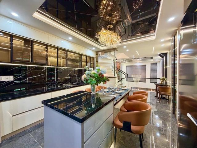 Siêu phẩm trung tâm ngang lớn hơn 4m nhà đẹp 6 tầng kiên cố 64m2 thương lượng
