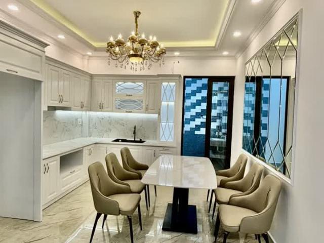 Siêu phâm Khúc Thừa Dụ, diện tích 73m 4 tầng mới tinh GIÁ 4.8 tỉ ô. Tô đỗ sân