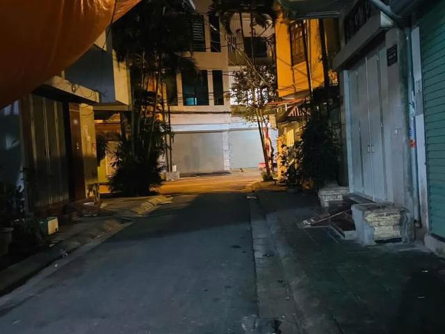Siêu vip Bán nhà ngõ ô tô tránh Tam Trinh, Thang máy 60m2, 6 tầng, thiết kế hiện đại