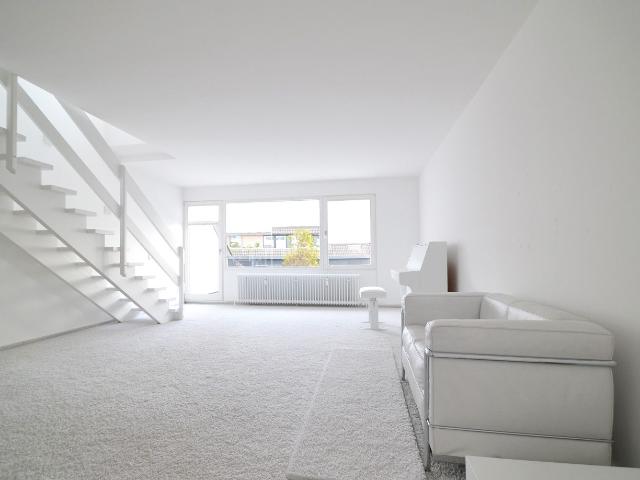 Siegburg Zentrum: Exklusives Wohnen im Herzen von Siegburg! 3 Zimmer Maisonette, Balkon, TG Platz