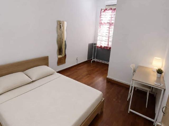 sierra 16, Puchong, Room to Rent