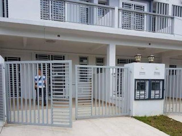 Sierra height 3 bedroom 2 bathroom terrace house Masai Pasir Gudang