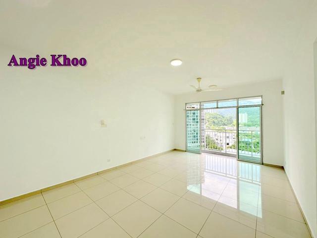 Sierra Residence Sungai Ara 1182sqft Poolview Balcony unit 2 Car park