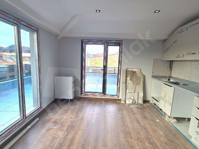 SIFIR ÇATI KATI 2+1 DAİRE