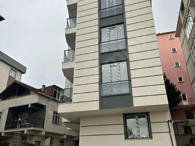 SIFIR BİNA 1. SINIF İŞÇİLİK AMERİKAN MUTFAKLI SPOTLU FERAH 2+1