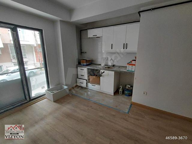 SIFIR BİNAMERKEZİ KONUMDAULAŞIMA KOMŞUKARANLIK ODASIZ
