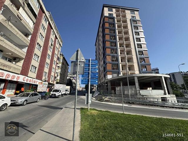 SIFIR BİNA'DA CADDE ÜZERİ KİRALIK DÜKKANLAR CUMHURİYET MAH
