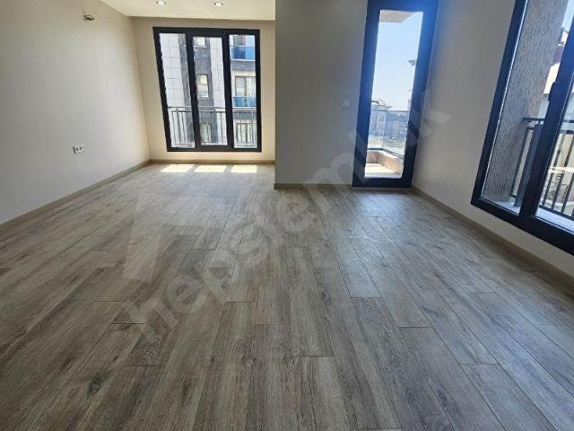 SIFIR BİNADA SIFIR DAİRE, ÇOK KULLANIŞLI ODALAR
