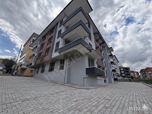 SIFIR GENİŞ BALKON YERDEN ISITMALI 3+1 KAÇIRILMAYACAK FIRSAT!