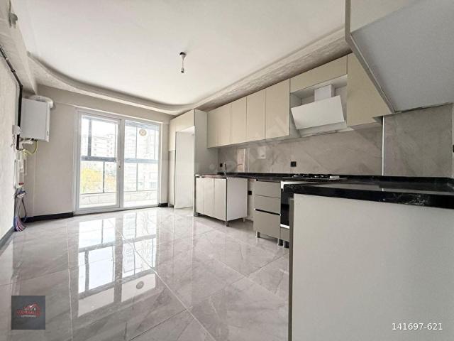 SIFIR OTURUMA HAZIR PARK MANZARALI FULL YAPILI GENİŞ FERAH 3+1