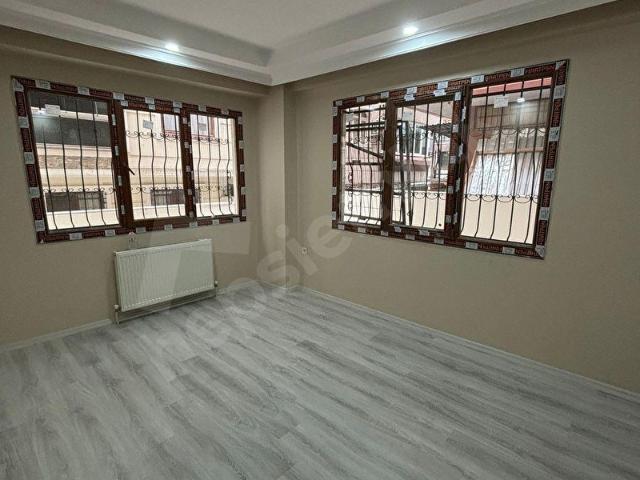 SIFIR SATILIK BAHCEKATI 2+1 MERKEZE YAKIN KONUMDA