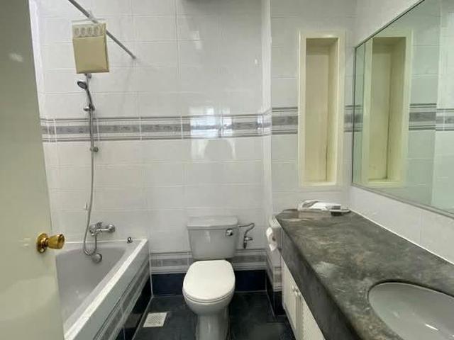 Siglap Centre D15, Apartment