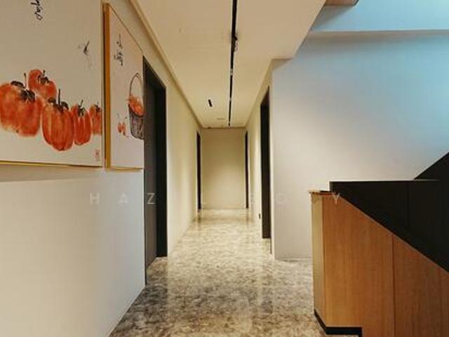Siglap Bank Bungalow House For Sale, $13,500,000, 10 Bed 9 Bath 8,615 sqft $3,048.00 psf