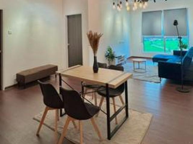 Signature 3 Permatang Pauh Fully Furnished with Airconds For Rent