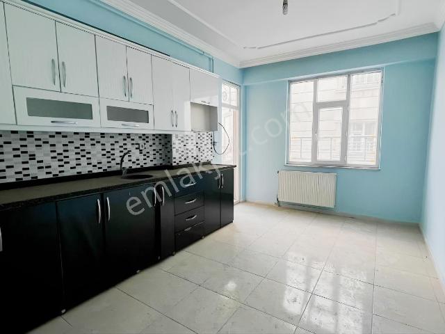 Siirt Park Avm Çevresi Kiralık 3+1 Daire