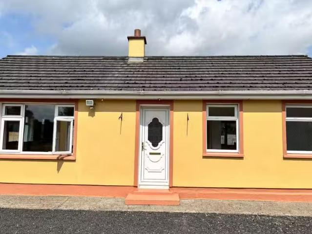 Silver Birch Lodge, Lattensbog, Caragh, Kilmeage, Co. Kildare.