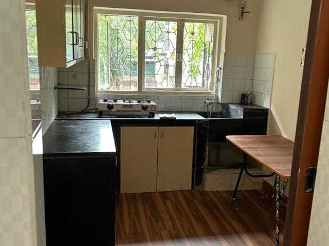 Silver Sand CHS 2 Bedroom 1000 Sq. Ft. Apartment in Andheri West Mumbai Listing ID: #9945
