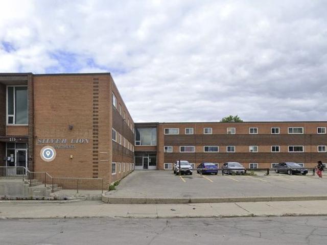 Silverlion Apartments