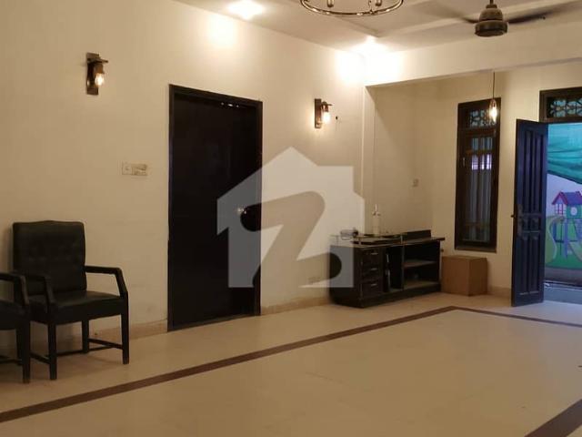 Silent Comerical Portion For Rent First Floor