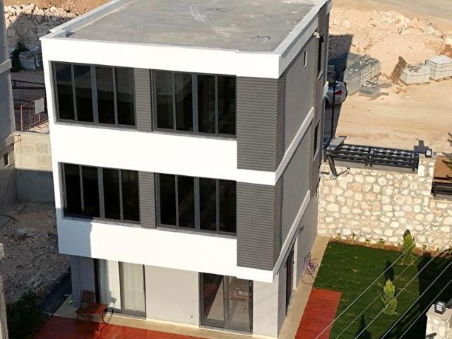 Silifkede satılık lüx villalar