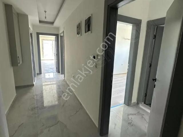 Silifke'nin Merkezinde 3+1 Daire