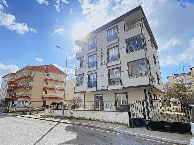 Silivri Merkezde Yeni Binada Satılık 2+1 Ferah Daire