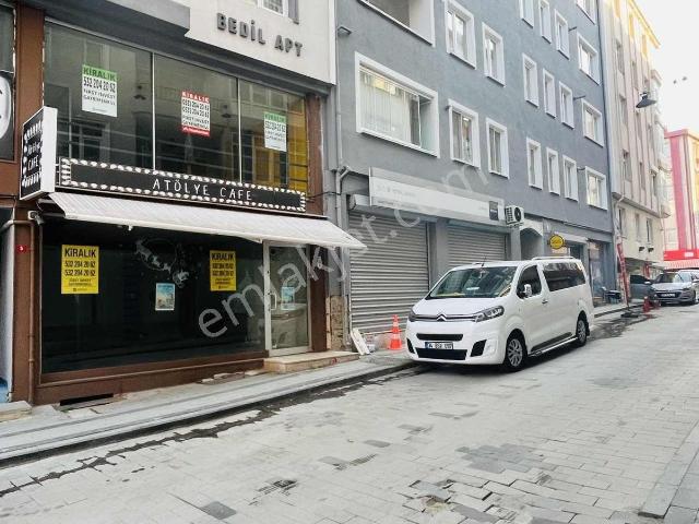 Silivri Alibey Mahallesi'nde Kiralık 300 Metrekare Dükkan Mağaza