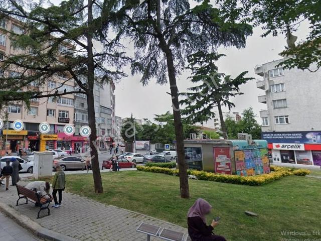 Silivri Çarşı Merkezde Satılık Depolu Dükkan İskanlı !