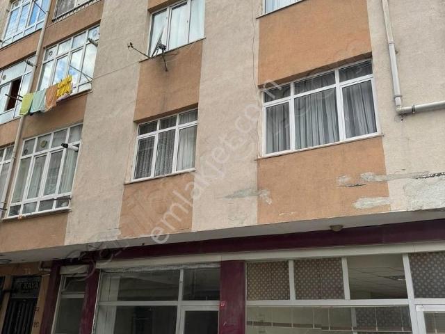 Silivri Carsı Merkezde Tadilatsız Masrafsız 3+1 Satılık Daire