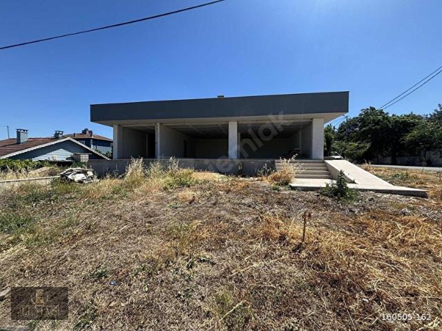 Silivri Celtik 498m2 Arsa Üzerine Kurulu İş Yeri