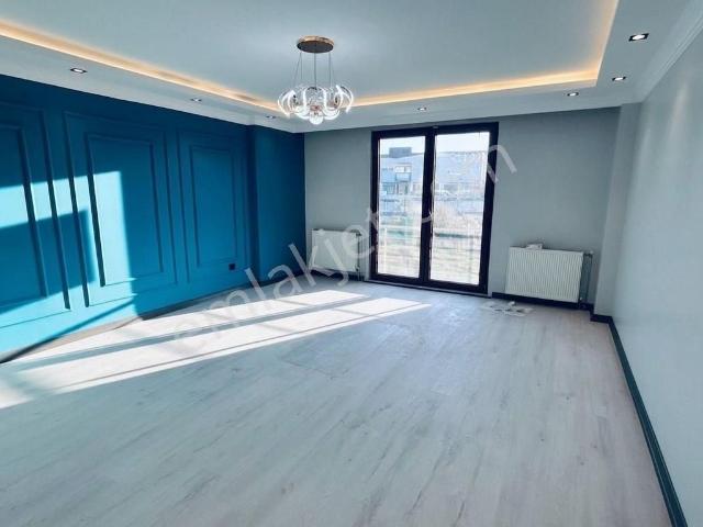 Silivri De Merkezi Konumda Kiralık Daire