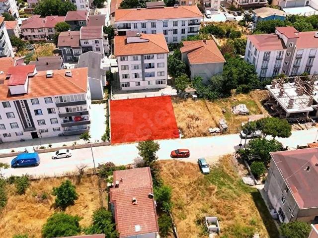 Silivri Gümüşyaka merkez'de satılık dört kat konut imarlı arsa