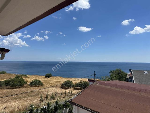 Silivri Pazartesi Pazarına Yakın 3+1 Kiralık Tripleks Villa