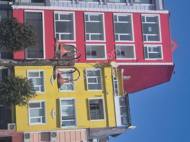 Silivri Sahilde Deniz Manzaralı Kiralık Sıfır Dubleks Daire