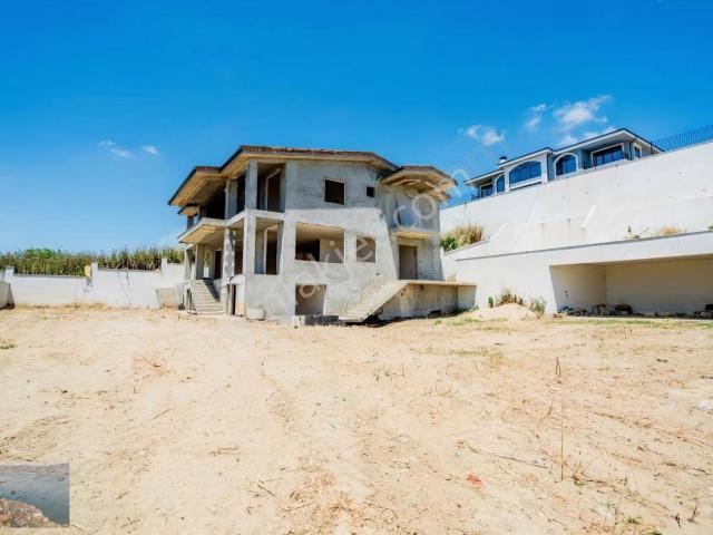 Silivri Selimpaşa Doğantepe'de Satılık Natamam Müstakil Villa!
