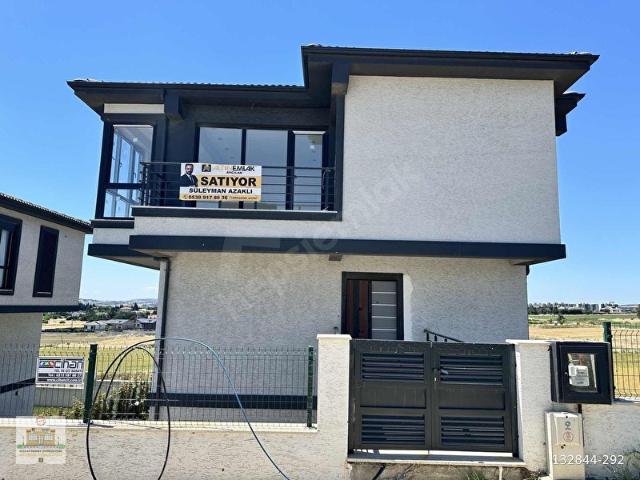 Silivri Selimpaşada Müstakil 6+2 Satılık Villa