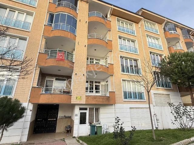 Silivri Yeni Mah. Taç Yapı Konakları Ara Kat Satılık 3+1 Daire