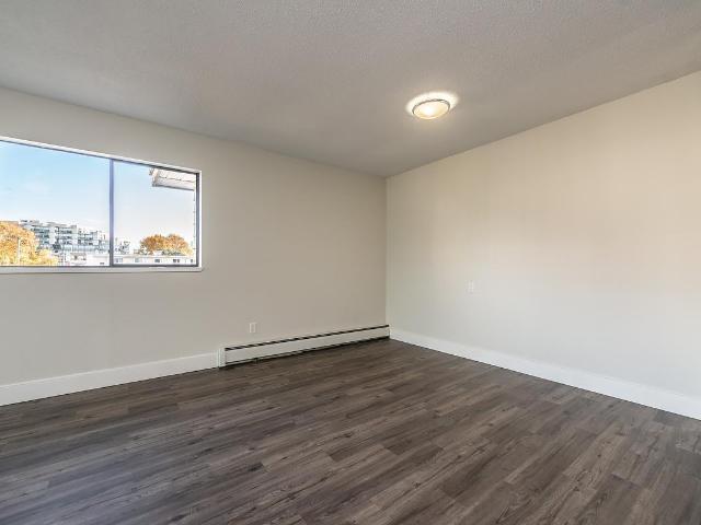 Sir Francis Drake Apartments 1 Bedroom Apartment for Rent at 337 St. James St, Victoria, BC V8V 1J7 James Bay