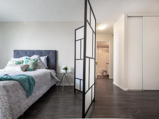Sir John Franklin 1 Bedroom Apartment for Rent at 11111 87 Ave Nw, Edmonton, AB T6G 0X9 Garneau
