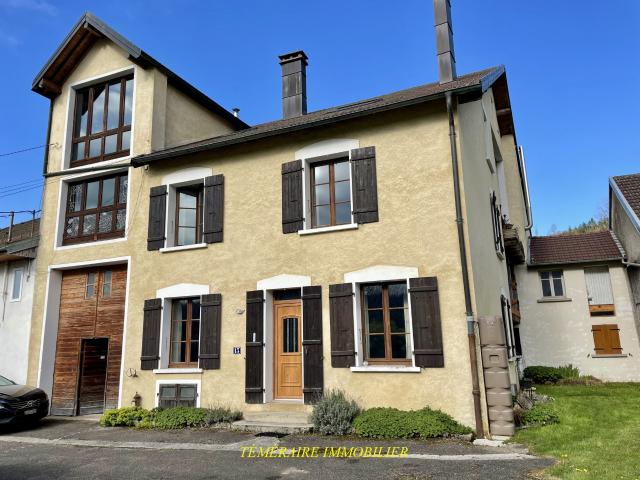 Sirod Ensemble immobilier de 2 logements