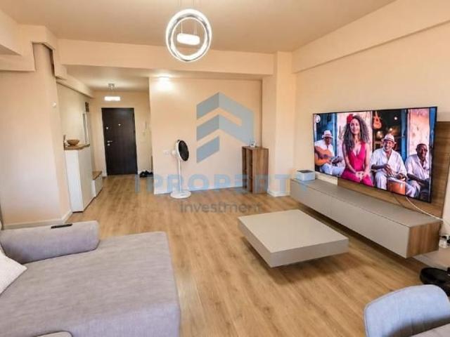 Sisesti 3 Camere Cu 2 Bai Si 2 Balcoane