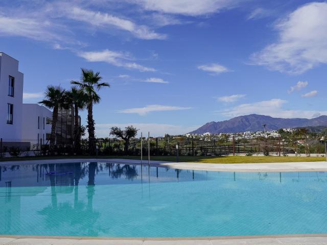 Situado en la New Golden Mile, este apartamento a estrenar e. 154m² Estepona
