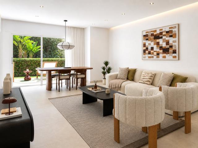 Situado en la codiciada zona residencial de Las Brisas, este. 117m² Marbella