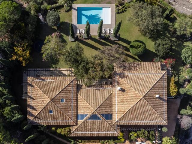 Situado en la comunidad cerrada de La Zagaleta, Benahavís, e. 1139m² Benahavís
