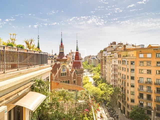 Situado en pleno corazón del prestigioso Eixample Derecho, e. 81m² Barcelona