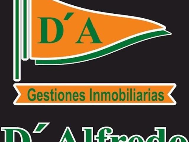 SITUADO EN ZONA MUY CENTRICA