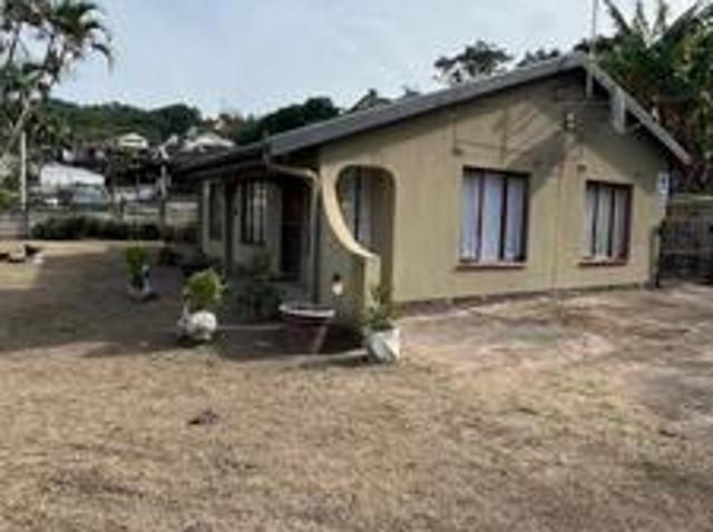 situated on a spacious 1,000m² corne.