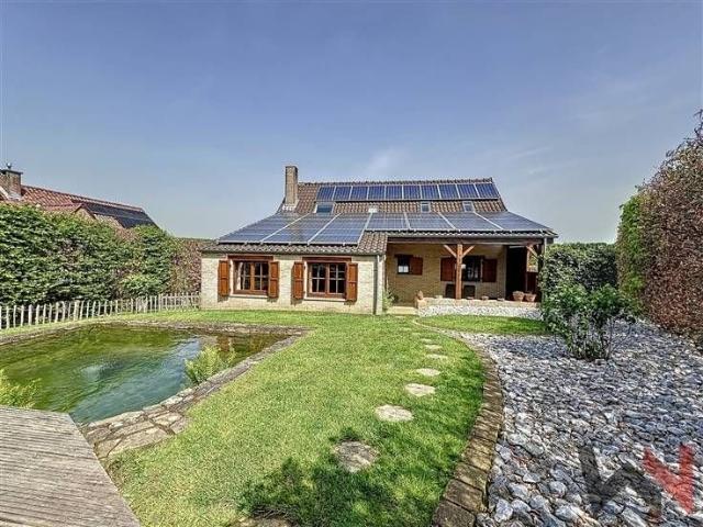 Situation idéale! Maison en parfait état